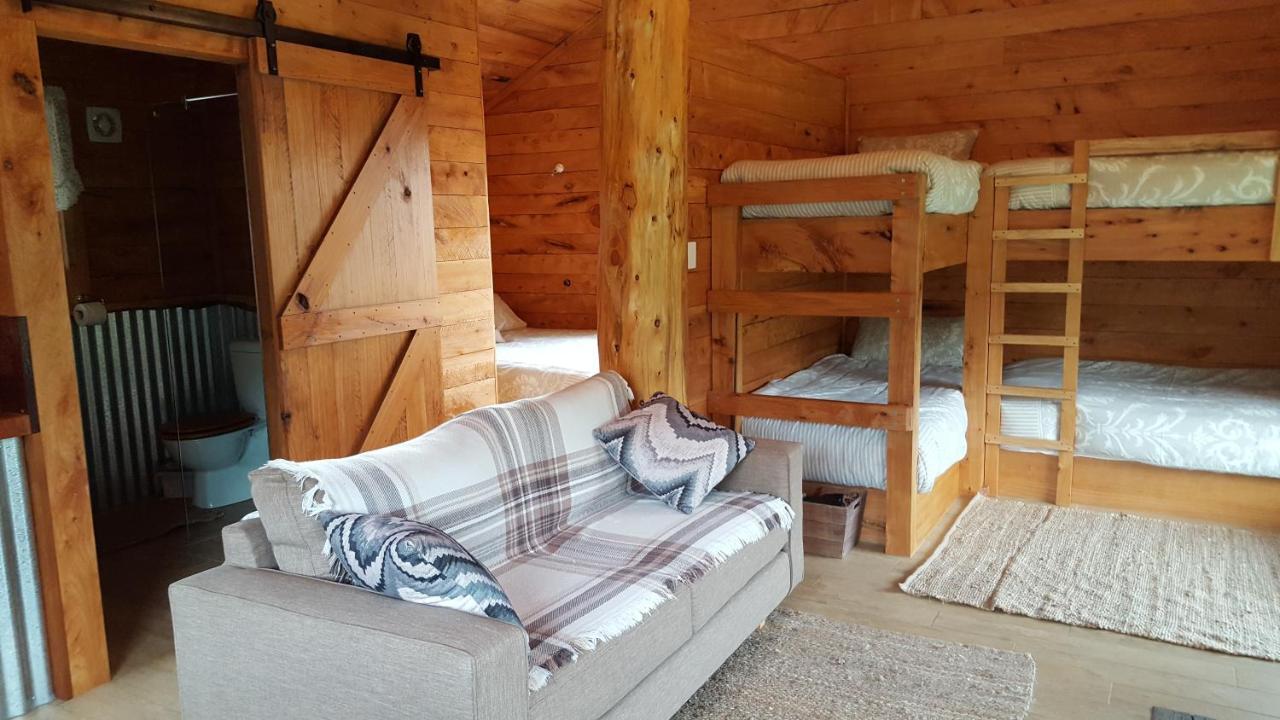 Bed and Breakfast Rustic Hut Bush Retreat Penguin Exterior foto