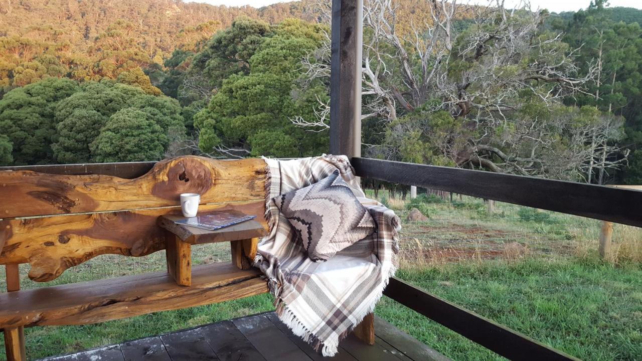 Bed and Breakfast Rustic Hut Bush Retreat Penguin Exterior foto